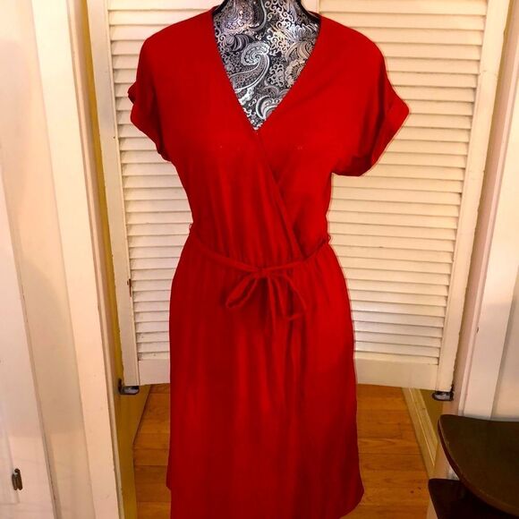 Belted Red Faux Wrap Dress with Pockets Vacation or Beach 🏖 by Universal Thread - Picture 1 of 17